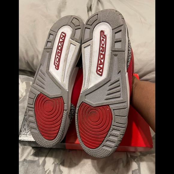 ❤️ Air Jordan 3 Fire Red Cement Grey GS7/Women’ 8.5❤️ - Picture 5 of 6